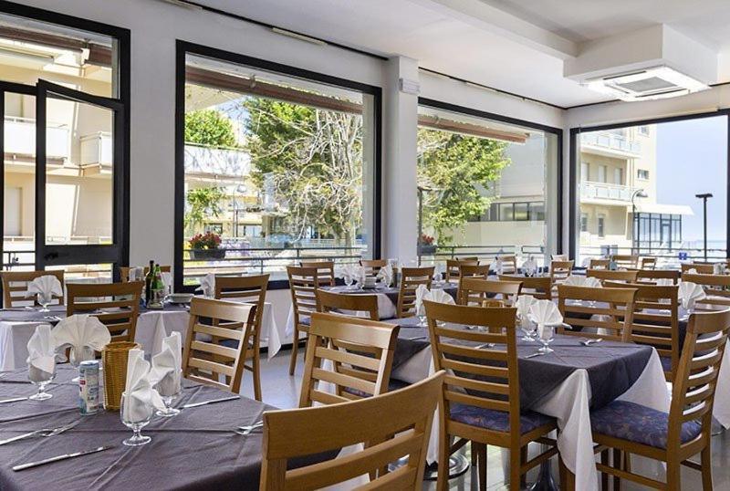 Florida Park Hotel بيلاريا-إيجيا مارينا المظهر الخارجي الصورة