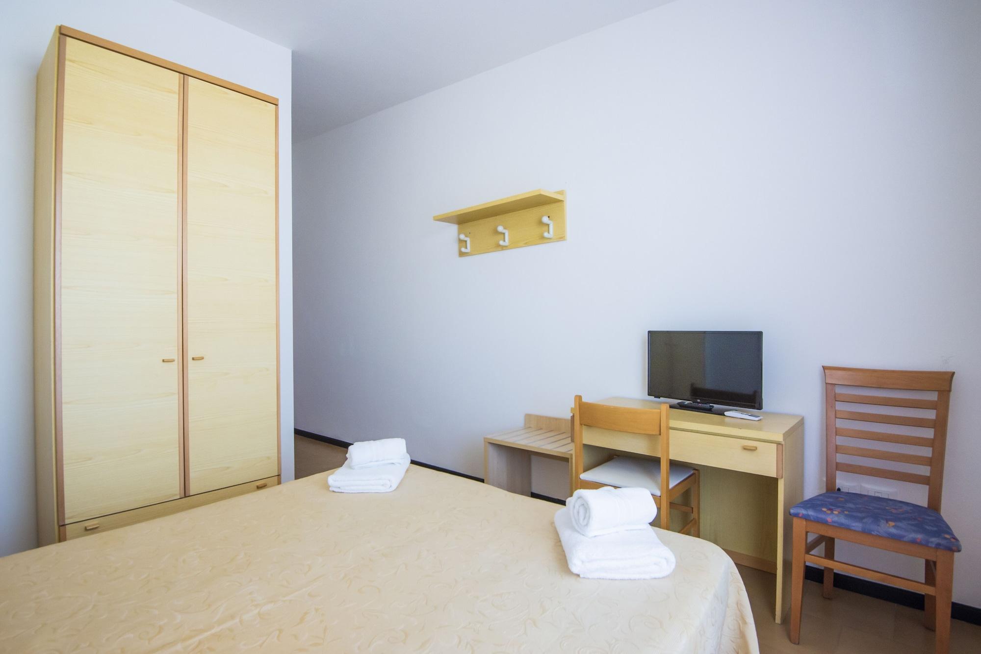 Florida Park Hotel بيلاريا-إيجيا مارينا المظهر الخارجي الصورة