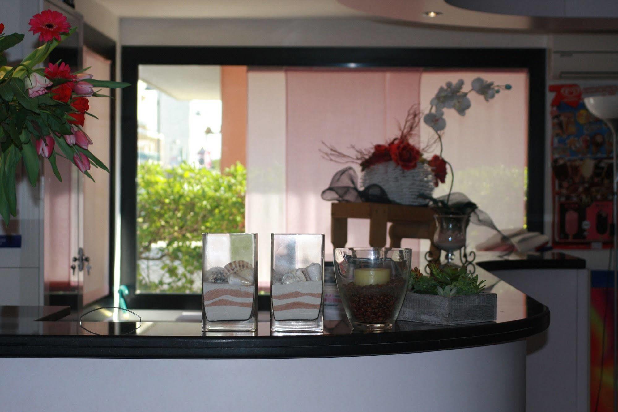Florida Park Hotel بيلاريا-إيجيا مارينا المظهر الخارجي الصورة